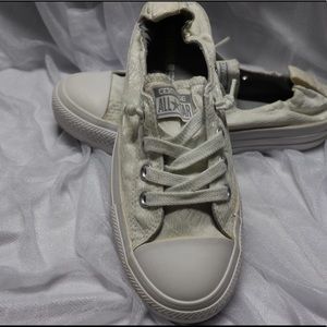 White lace converse size 7